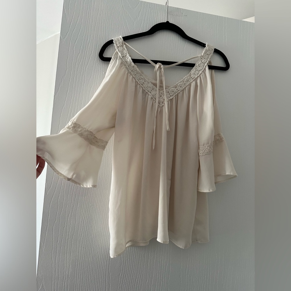 Women’s Charming Charlie Sheer Off-the-Shoulder Blouse, Size:S